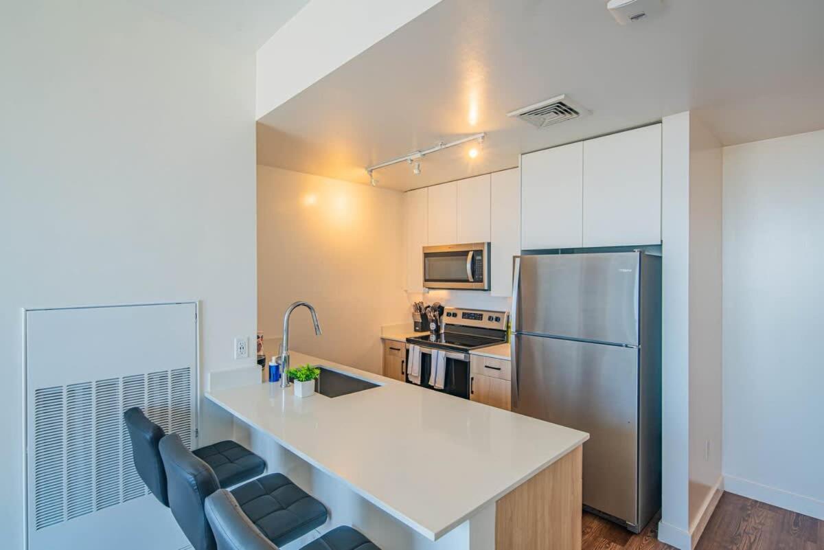 Detailed 2Bd, Highrise Dt, Pool, Gym, Parking, Sleeps 8 Apartment Phoenix Luaran gambar
